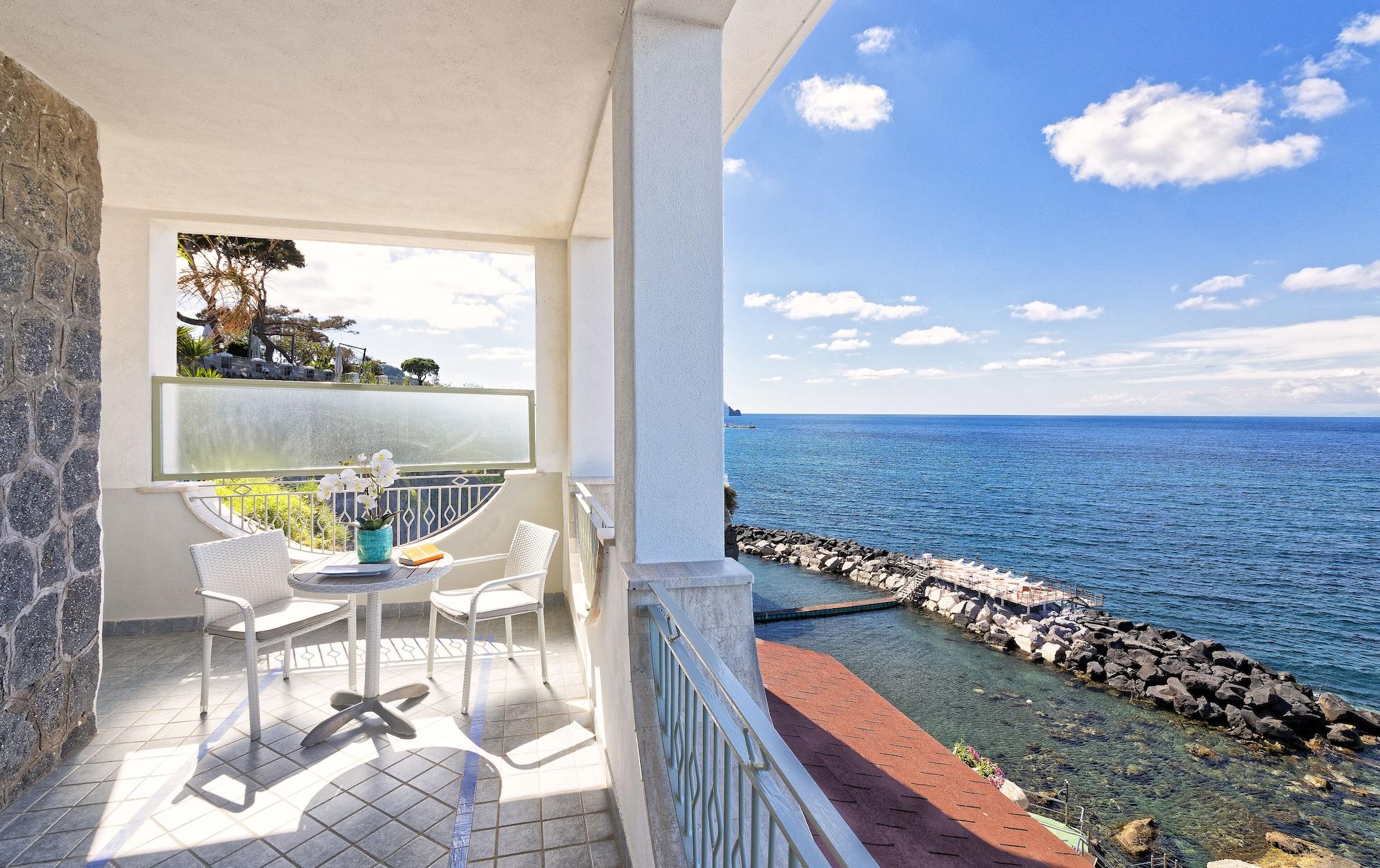 Hotel La Madonnina Casamicciola Terme Dış mekan fotoğraf