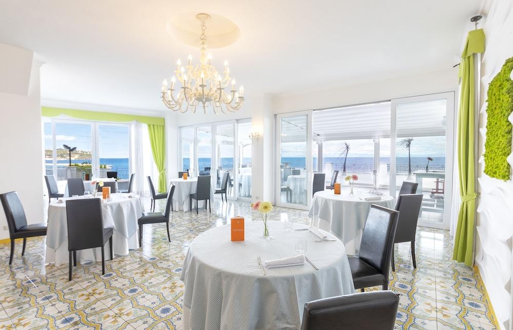 Hotel La Madonnina Casamicciola Terme Dış mekan fotoğraf