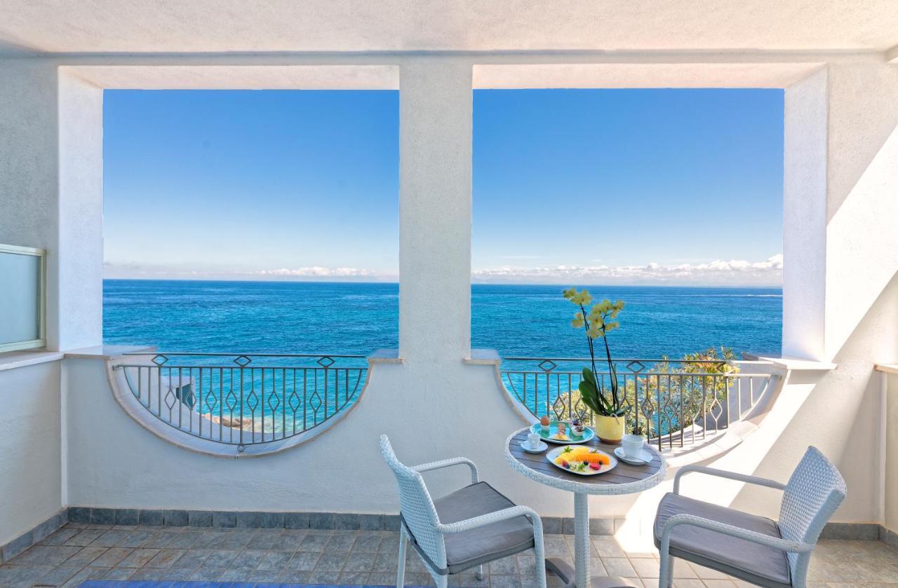 Hotel La Madonnina Casamicciola Terme Dış mekan fotoğraf