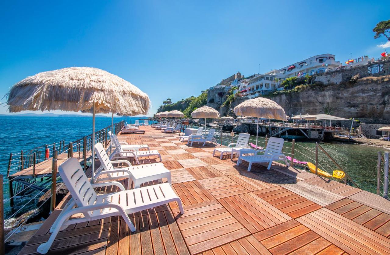 Hotel La Madonnina Casamicciola Terme Dış mekan fotoğraf