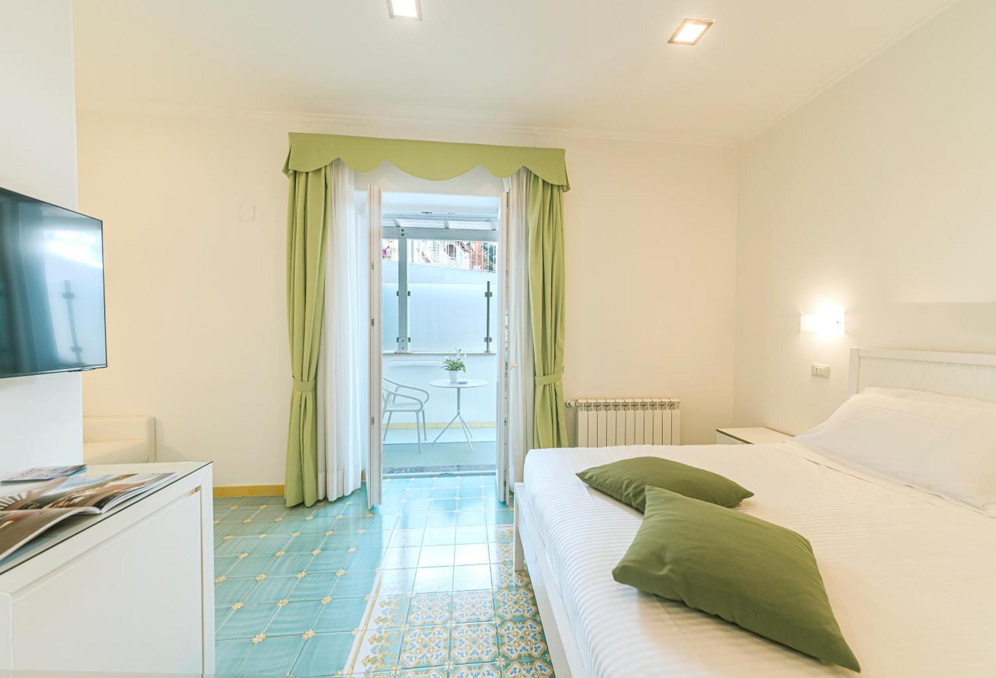 Hotel La Madonnina Casamicciola Terme Dış mekan fotoğraf