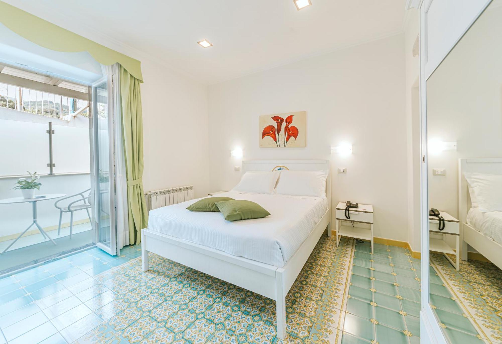Hotel La Madonnina Casamicciola Terme Dış mekan fotoğraf